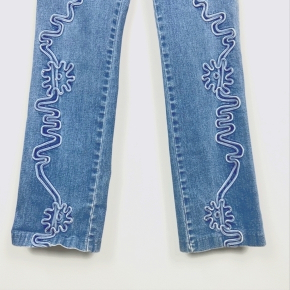 Y2K stretch Pipping with bling Jeans - Picture 4 of 9